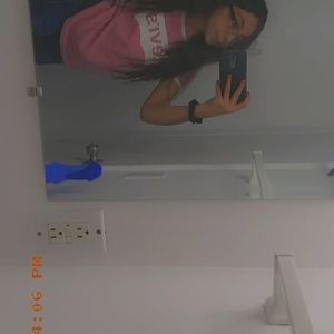 Meet your Posher, Isabella